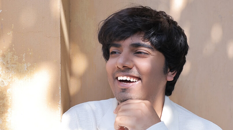 ঋত্বিক সিংয়ের কবিতা